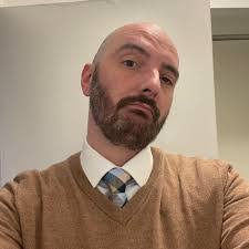 Justin Eller's Instagram, Twitter & Facebook