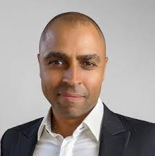 Eli Berg's Instagram, Twitter & Facebook