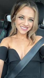 Couldn't believe what I was seeing🤷‍♀️ Guys filling up Jerry cans pulling  the hose all the way through the car to the other side !! And there is no  back seat ??