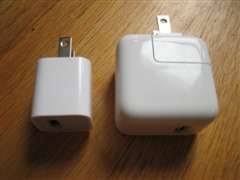 Apple plug is the perfect solution. Electric Shock Apple Recalls Iphone 3g Power Plugs Ars Technica