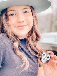 Gianna Vasquez (@GiannaVasquez10)