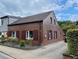 Dg, 145 m² wfl mit garagen und abslgebäuden. Archiv Hauser Zum Verkauf Niederkruchten Mapio Net