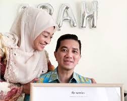 Raya tetap sama buat anak sulung datuk seri azmin ali, farah shazliyana. Mohamed Azmin Ali Children