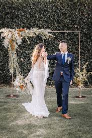 Get Your Boho Beachy Vibes Fill From This Seal Beach Pier Wedding Inspiration Junebug Weddings Wedding Inspiration Watters Wedding Gown Beach Wedding
