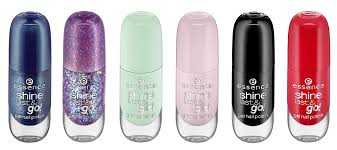 Naravno da želimo nokte iz snova i da nam kutija s lakovima za nokte već odavno puca po šavu, ali isto tako za nokte kao iz salona. Upecatljive I Efektne Ili Njezne I Pastelne Nijanse Essence Lakovi Za Nokte Nude Oboje Elegant Hr