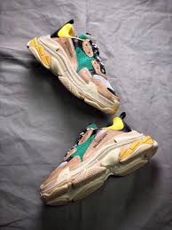 Balenciaga triple s for sale. Period Kivi Usaglasenost Balenciaga Triple S Yellow Green Futbol Arena Com