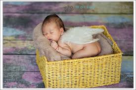 Invitatii de botez, marturii de botez, lumanari de botez, cruciulite de botez si nu. Sedinte Foto Copii Poze Bebelusi Poze Fetite Poze Baieti Poze Copii Fotografii Copii Bebelusi Nounascuti Fo Wicker Laundry Basket Wicker Laundry Basket