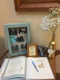 Baby Shower Guest Book And Welcome Table The Guests Signed The Child Babyshowerbrunch Babyshower Baby Shower Book Baby Shower Guest Baby Shower Themes