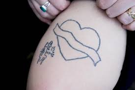 Welcome to vermont custom tattoo and piercing. Hand Poked Tattoos Rise In Popularity The Vermont Cynic
