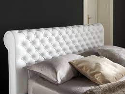 Letto a baldacchino con testiera imbottita 7 di 40. Letto In Pelle Matrimoniale Imbottito Melissa By Chaarme Chaarme