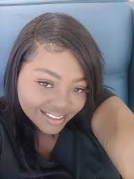 Gloria Dugger's Instagram, Twitter & Facebook