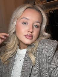 Mia Hale (@mia.hale.1) • Instagram photos and videos