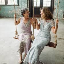 My son was married at the end of september on a beautiful evening wedding. Mother Of The Groom Responsibilities Before And During The Wedding