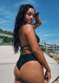 Melissa Mancuso - Free pics, galleries & more at Babepedia