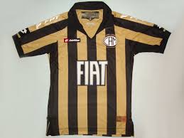 Tche tche marca pela primeira vez com a camisa do @atletico. Clube Atletico Mineiro Mg Show De Camisas