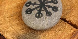 They usually have strong family values, rarely put themselves before others. Aquarius Sun Scorpio Rising Aquarius Ascendant Scorpio Characteristics