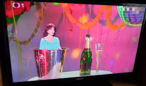 Nestárnoucí hlasatelka saskia burešová slaví 75, věk ji děsí jen v posteli. Aneta Cerna Pa Twitter Dnes 29 Cervence Se Nenarodil Jen Alexis De Tocqueville A Benito Mussolini Ale Predevsim I Saskia Buresova Kvuli Skromnosti Sobe Vlastni Ale Sve Narozeniny Neuvedla Ve Vcerejsim Kalendariu