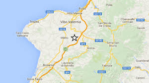 Scossa di magnitudo 4.4 nella zona di cosenza intorno alle 7.30 l'ingvterremoti ha registrato una scossa di magnitudo 4.4 che ha interessato la provincia di cosenza, calabria. Terremoto Oggi Calabria Scossa A Vibo Valentia In Tempo Reale Notizieweblive It