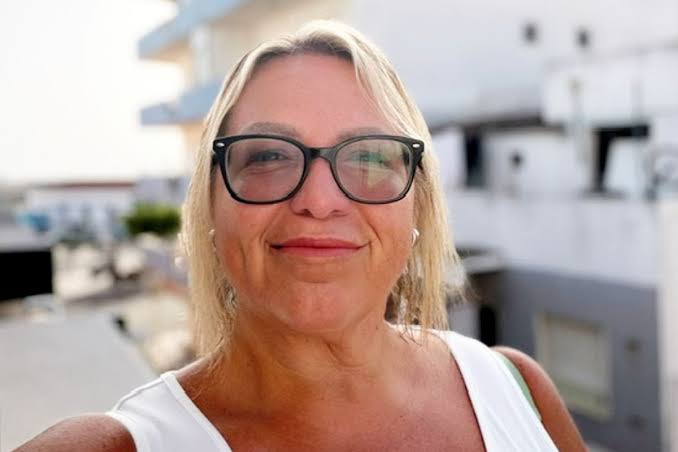 Kent woman, 52, with no symptoms went for routine check up and was given devastating diagnosis - Manchester Evening News
