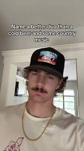 Best Duo: Cold Beer and Country Music