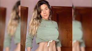 Mariela anchipi enfrentó los reproches de jimena barón y terminó besando a su ex, lourdes sánchez apuntó contra lizardo ponce por haber cenado con jimena. Cargo El Auto Se Fue Jimena Baron Habria Dejado La Casa De Daniel Osvaldo Rosario3