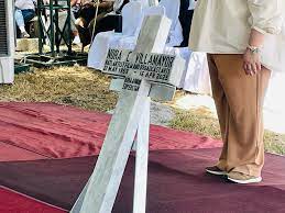 ABS-CBN - Superstar Nora Aunor will be buried in the section of the  Libingan ng mga Bayani dedicated for late National Artists and National  Scientists. Nora Aunor will be the 55th person