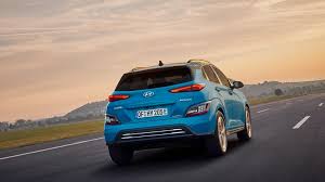 The refreshed kona electric will arrive in the first half of 2021, although how early that is is not yet set in stone. Hyundai Kona Electric 64 Kwh Price And Specifications Ev Database