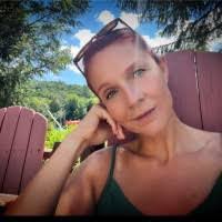 Melissa Grammer's Instagram, Twitter & Facebook