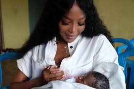 Supermodel naomi campbell has welcomed her first child, announcing the unexpected birth tuesday on social media. Naomi Campbell Intrigued Fans With A Picture Of A Newborn Baby Wirewag