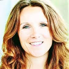 Tami Hubbard's Instagram, Twitter & Facebook