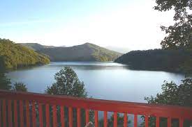 Book the perfect north carolina vacation, family reunion or business event by browsing a complete list of lake resorts featuring detailed property descriptions, reviews, photos, video, rates, number of rooms, amenities, activities and much more. Lake Nantahala Cabin Rental