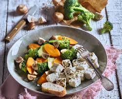 Le cuit vapeur, ou marguerite, vous permet de cuire des légumes à la vapeur sur le four. Legumes Vapeur Au Fromage De Chevre