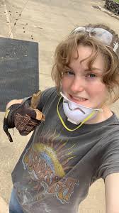 Sarah  Abelar](https://nextdoor.com/profile/01qJ3KRXDgf783rsW/?is=feed_author) is  the poster. Sharing from Nextdoor.