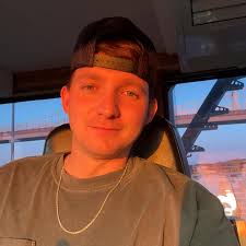 Jordan shot an awesome Kudzu Bluff buck and thankfully was able to make  clean recovery with the help of some good tracking dogs! We tell the full  story of this hunt on