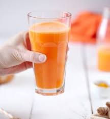 3 Boissons Qui Font Mincir Pour L Ete A Faire A La Maison Tout Simplement Genial Jus Carotte Recette Jus Curcuma Frais