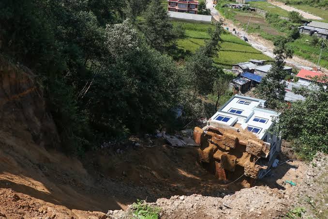 Over 100 dead as heavy rain causes floods, landslides in India, Nepal - The Weather Network