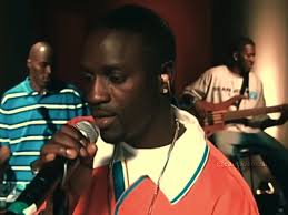 Akon- Lonely ❤