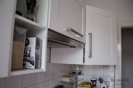 באתר איקאה תמצאו מגוון רחב של מטבחים, חדרי שינה, ריהוט משרדי, סלונים מעוצבים ועוד במחירים משתלמים. Ikea Metod Kuche Mit Savedal Fronten Fur Kleine Raume Bemylife Mama Lifestyle Blog