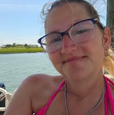 What is the best durable and kink-resistant hose for gardening?