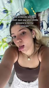 “Es que yo t veo y no me da vibes de que comas frito en un bordillo”pd: si  como frito en bordillos JSJSJAK #greenscreen #fyp #fypシツ #facts #fypage  #fypシ #foryou #humor