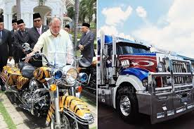 Koleksi kereta mewah milik kerabat diraja johor. Lebih 10 Kenderaan Edisi Khas Sultan Johor Dipamerkan Di Mbw 2018 News Rojak Daily