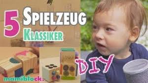 Auf youtube finden sie zum holzspielzeug selber bauen zahlreiche anleitungen. 5 Klassische Spielzeuge Selber Machen Diy Mamiblock Der Mami Blog Youtube