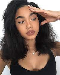 Pin By Linda Fernandez On B E A U T I E S Light Skin Black Girls Light Skin Girls Light Brown Hair