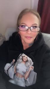 What are your favorite red velvet outfits?