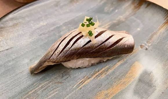 Iwashi Sushi