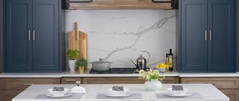 Warm whites typically have a creamy appearance, the more yellow tint added to the base, the creamier the white becomes. Dura Supreme Cabinetry Howard Lake Mn Us 55349 Houzz