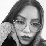 Betsaida Maldonado's Instagram, Twitter & Facebook