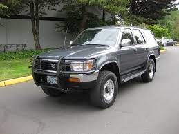 It's been a perfect workhorse, and is close to 300,000 miles on the engine now. 1995 Toyota 4runner Sr5 V6 4x4 Auto Moon Roof Brush Guard