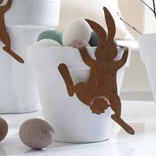 Auch wenn dieser putzige hase auf der suche nach karotten in den blumentopf. Basteln Fur Ostern 100 Originelle Vorschlage Archzine Net