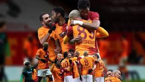 Süper lig'in açılış maçında yukatel denizlispor kendi evinde galatasaray'ı ağırladı. Ggktxluocgvzrm